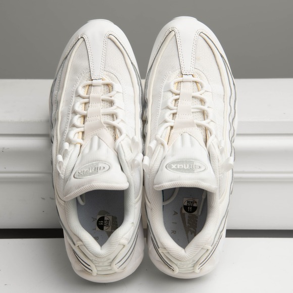 Nike Air Max 95 Essentials Triple White Men Sz 11 CT1268 Athleisure Streetwear - Picture 8 of 8